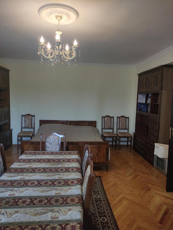 Mitane Hotell Sisian Eksteriør bilde