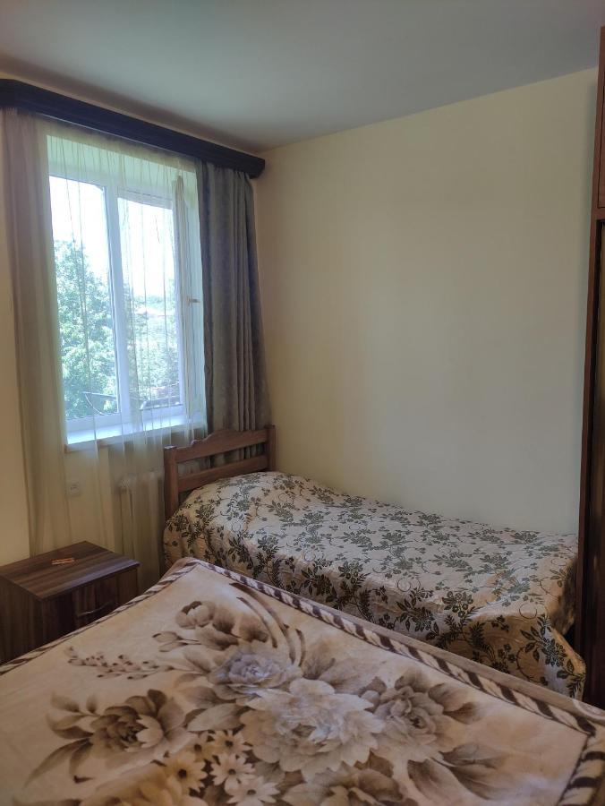 Mitane Hotell Sisian Eksteriør bilde