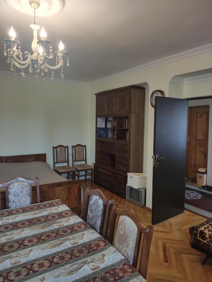 Mitane Hotell Sisian Eksteriør bilde